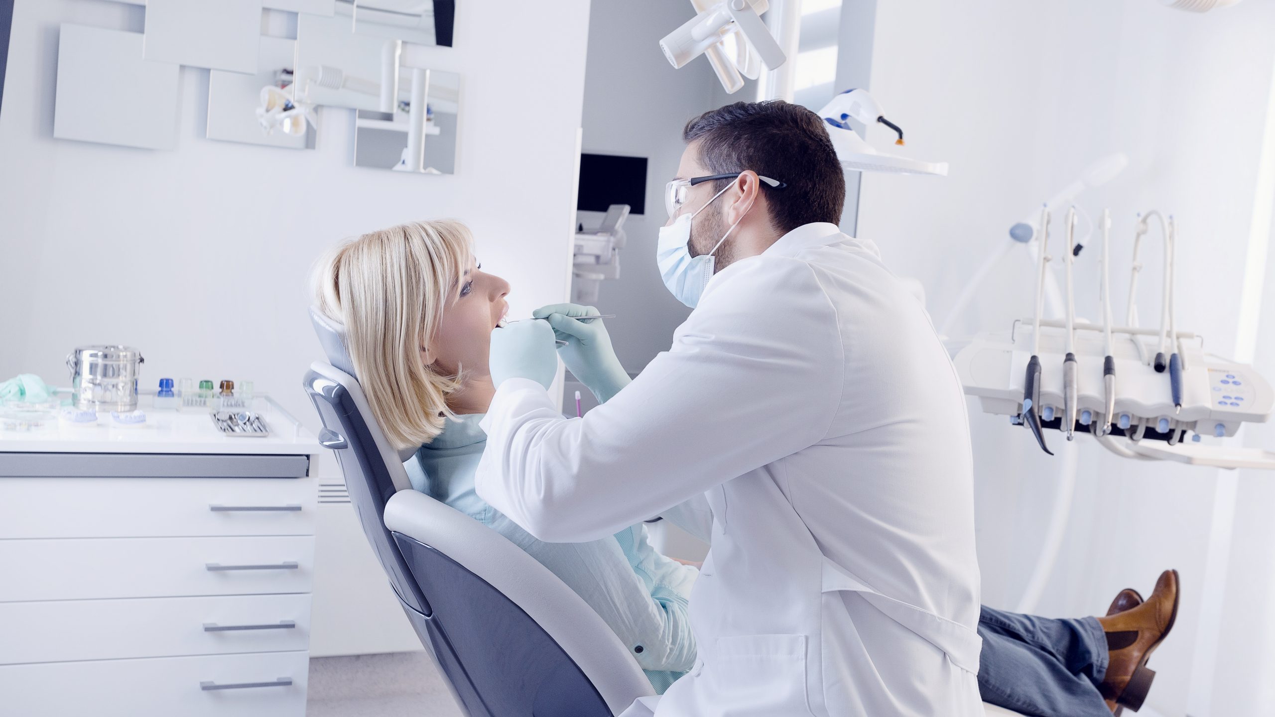 Dentist in Salinas, PR